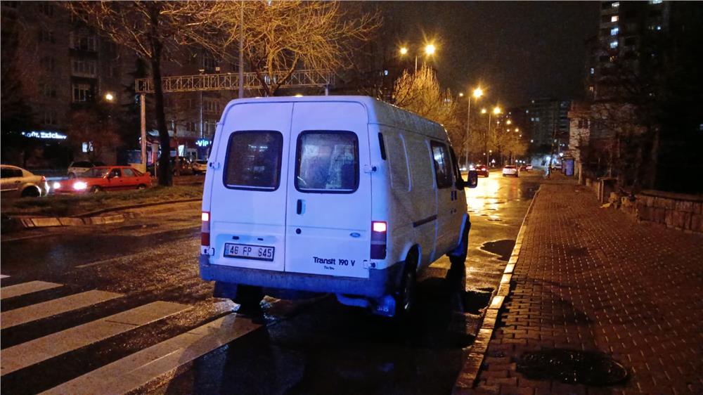 Polisin 'dur' ihtarına uymayan sürücüye 450 bin TL ceza