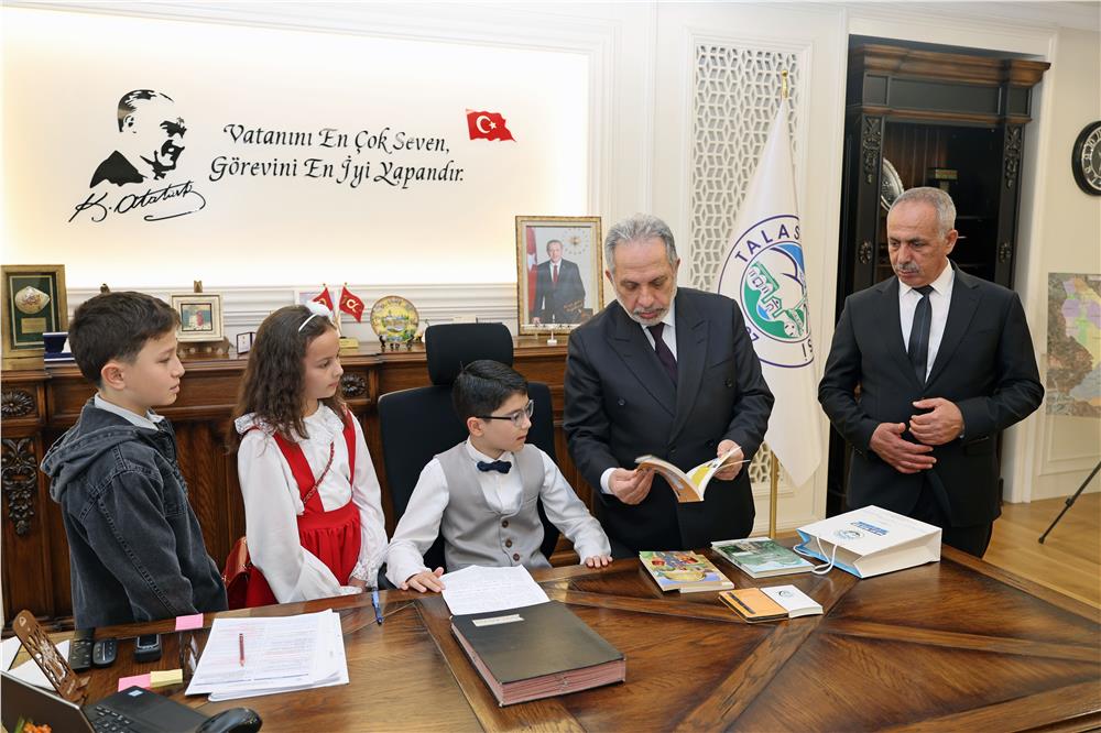 Talas'ta küçük başkan büyük mesajlar verdi