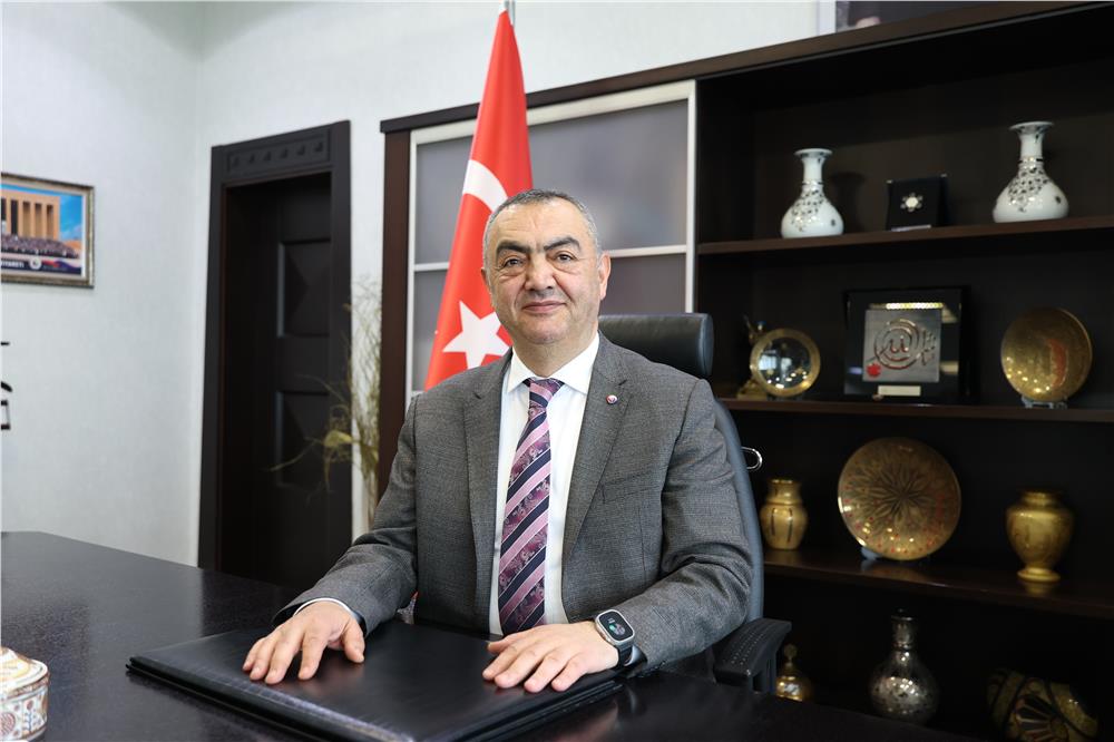 Büyüksimitci: Annelerimiz, hayatımızın en kıymetli hazinesidir