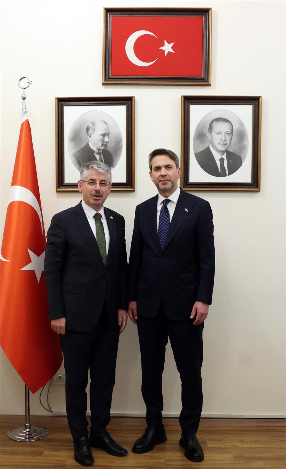 Çopuroğlu, elektrikli araç kullanıcılarının yüzünü güldürecek
