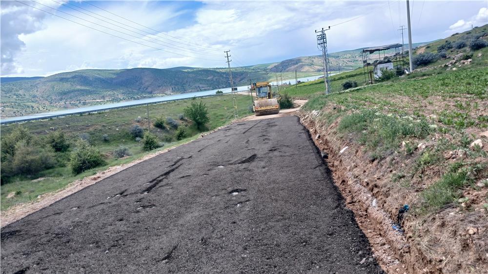 Kayseri'de kırsal mahalle yolları bayrama hazırlandı