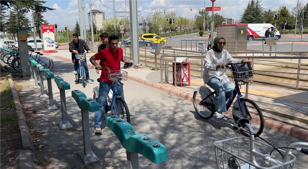 Kayseri'deki gençlerden Kaybis'e tam not