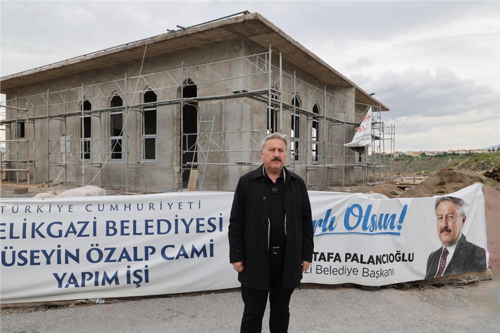 Palancıoğlu, Hüseyin Özal Camii