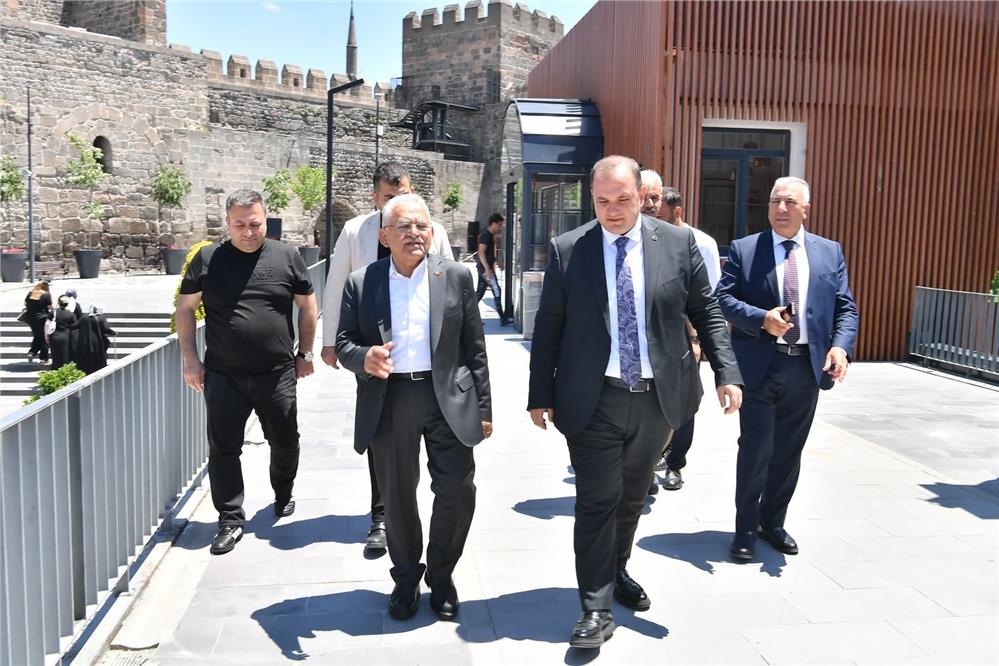 Büyükkılıç, Mülhem Kayseri Mutfağı'nı inceledi