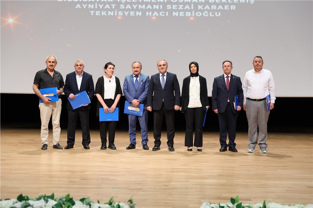 ERÜ’de 2025 Başarı Ödül Töreni düzenlendi