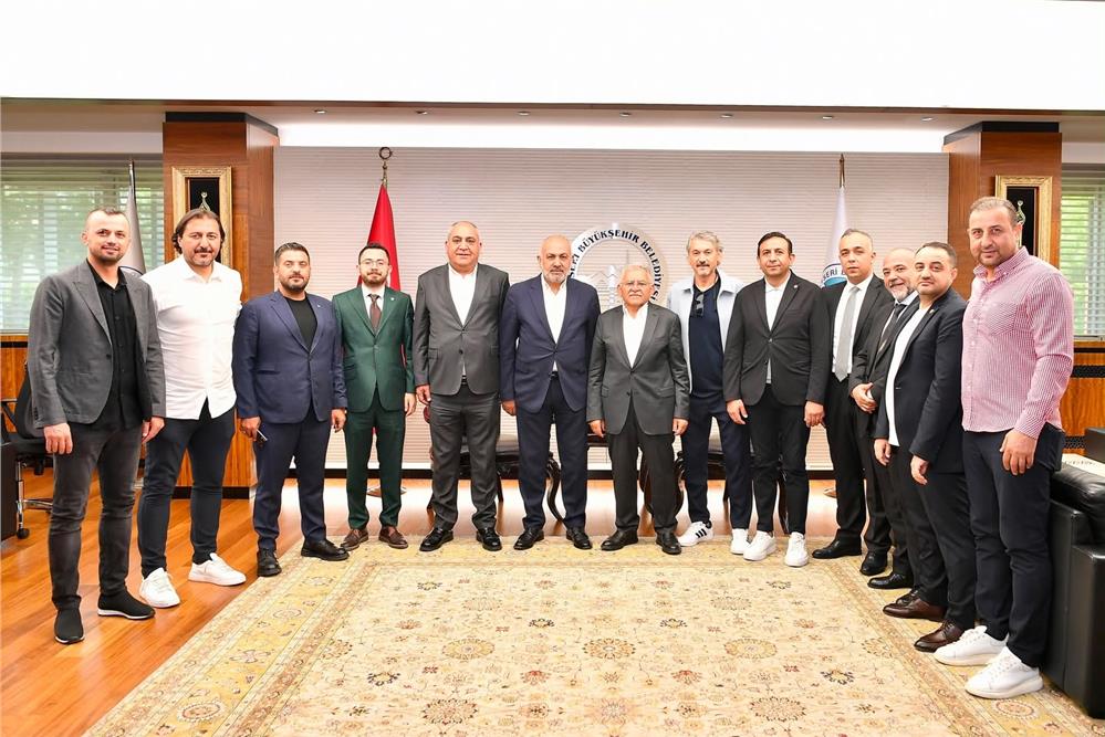 Kayserispor yönetimi şehir turuna çıktı