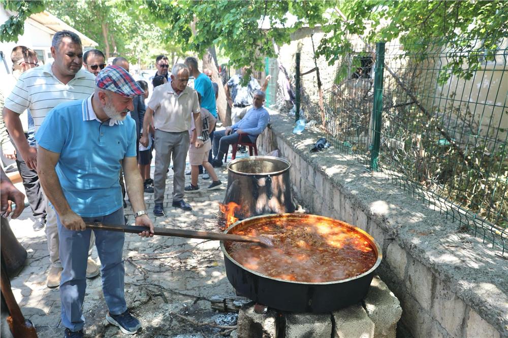 Çolakbayrakdar, Obruk