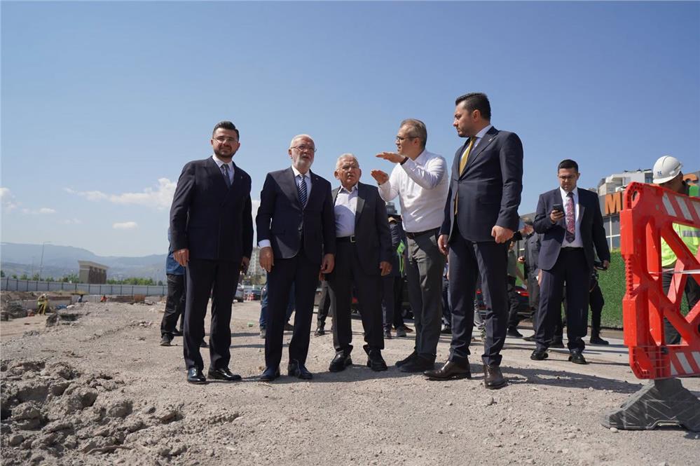 Elitaş, Kartal Katlı Kavşağı