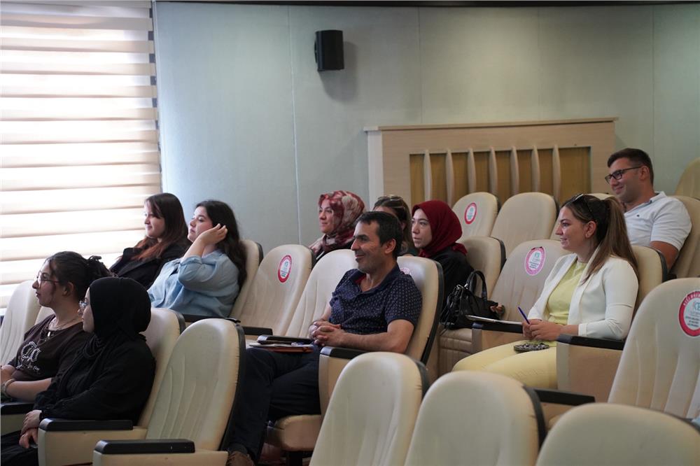 Kayseri Ticaret Borsası eğitim faaliyetlerini sürdürüyor
