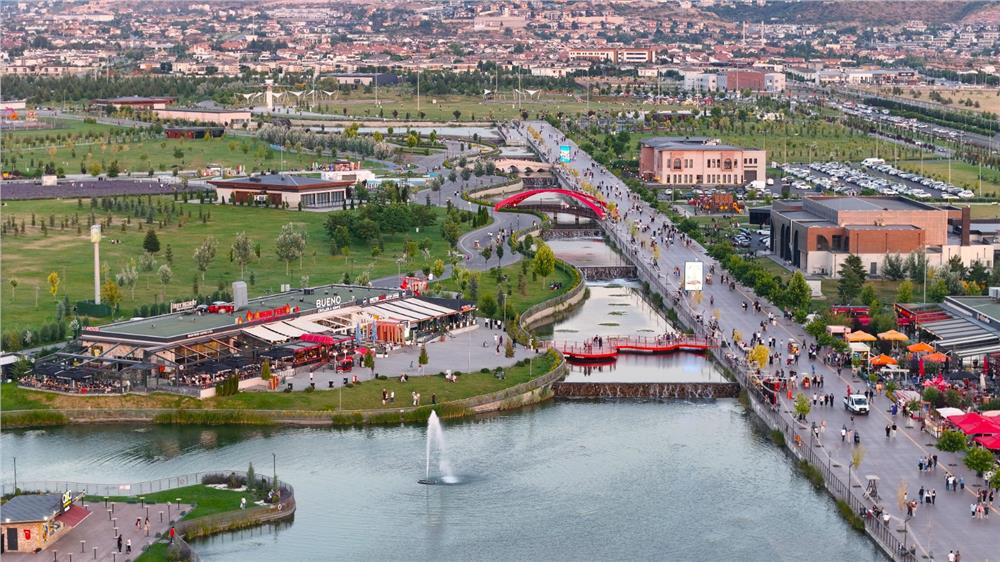Kayserili vatandaşların buluşma adresi işte burası