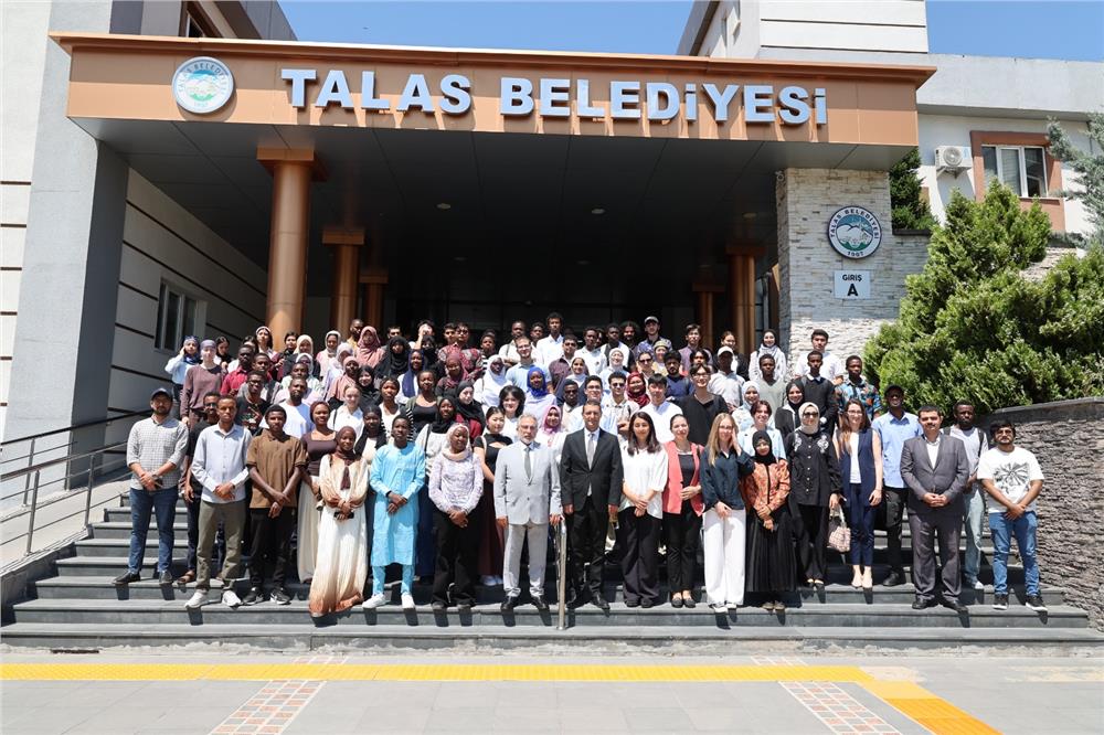 Talas'ta renkli buluşma