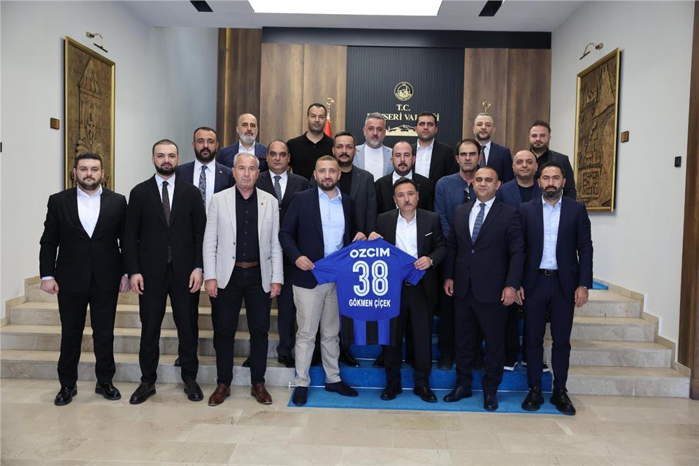 Açıkalın Erciyes 38 FK yönetiminden Vali Çiçek’e ziyaret