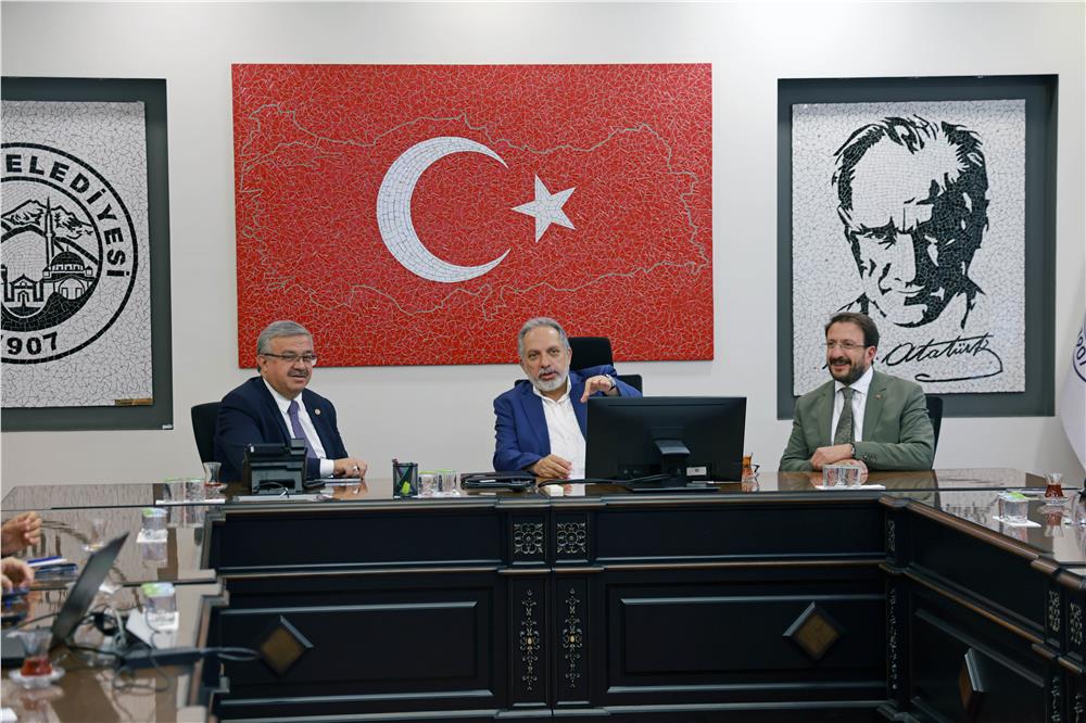 AK Partili Yurdunuseven: Talas'ta güzel projeler gördüm