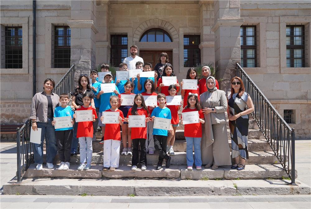 Gesi Kamp Merkezi İngilizce kampı öğrencilerine ilham oldu