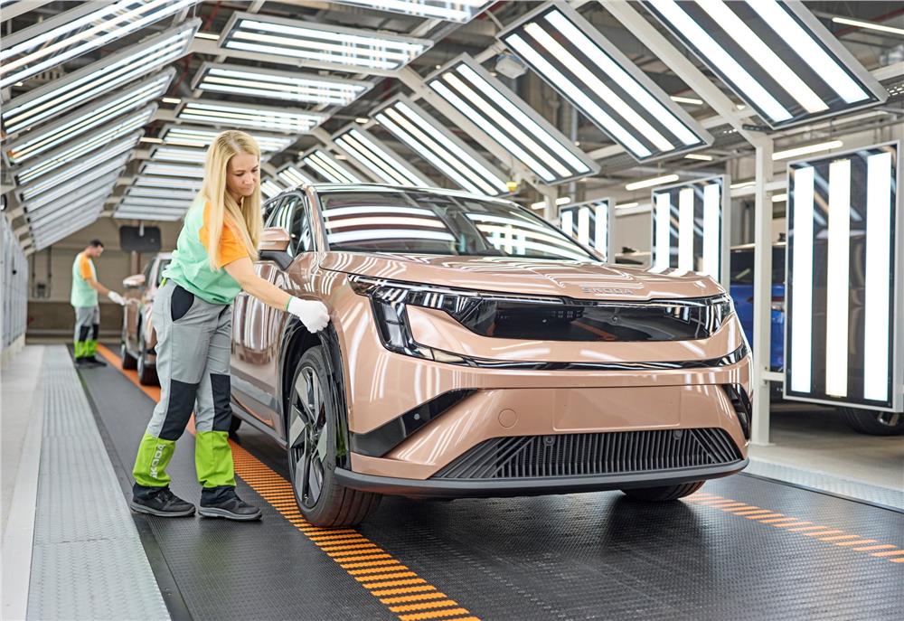 Škoda’nın elektrikli amiral gemisi Peaq seri üretimde