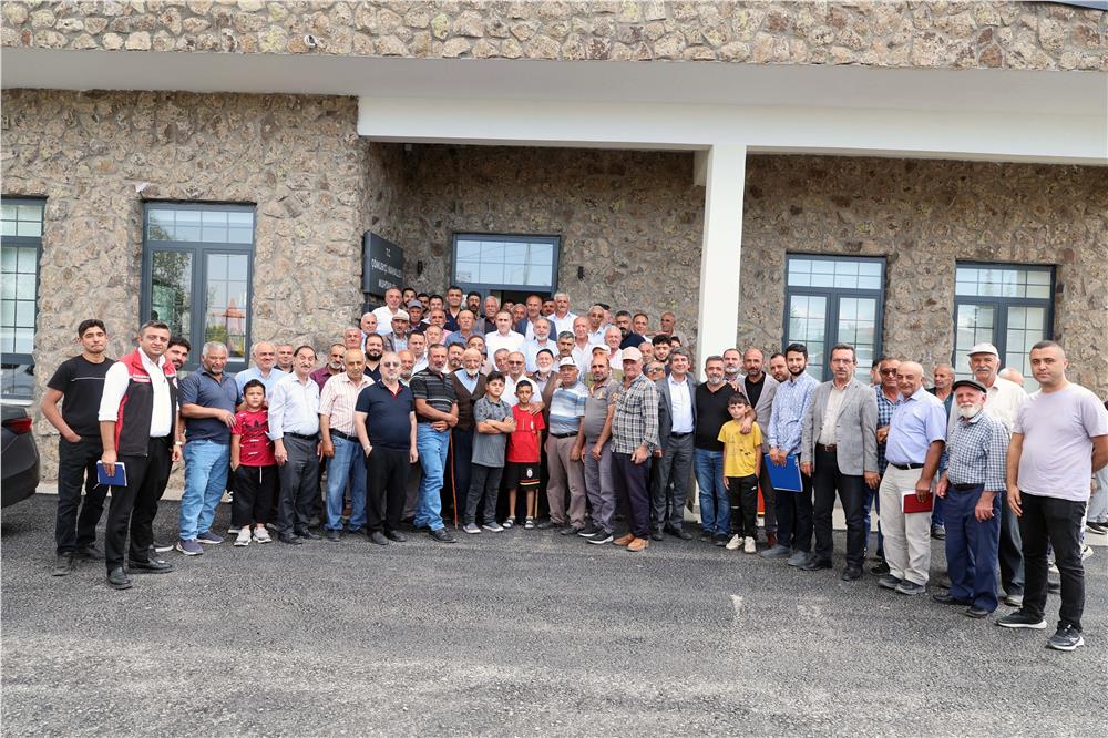 Memiş: Yalçın Başkan ziraat odasından daha fazla hizmet üretiyor