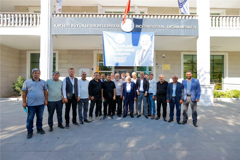 Başkan Büyükkılıç iki ilçede muhtarlarla istişare mesaisi yaptı