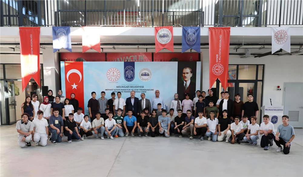 Başkan Palancıoğlu'ndan öğrencilere Selçuk Bayraktar mesajı