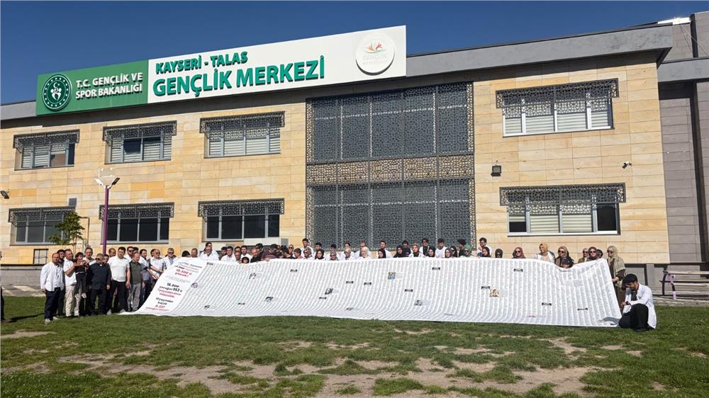 İsrail'in katlettiği Gazzeli şehit çocuklar Kayseri'de anıldı