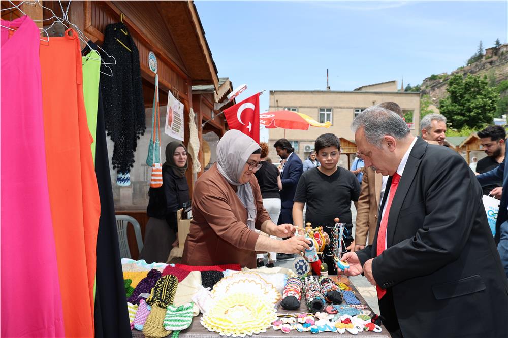 Talas'ta bu hafta Eylül'ün ikinci Maharetli Elleri