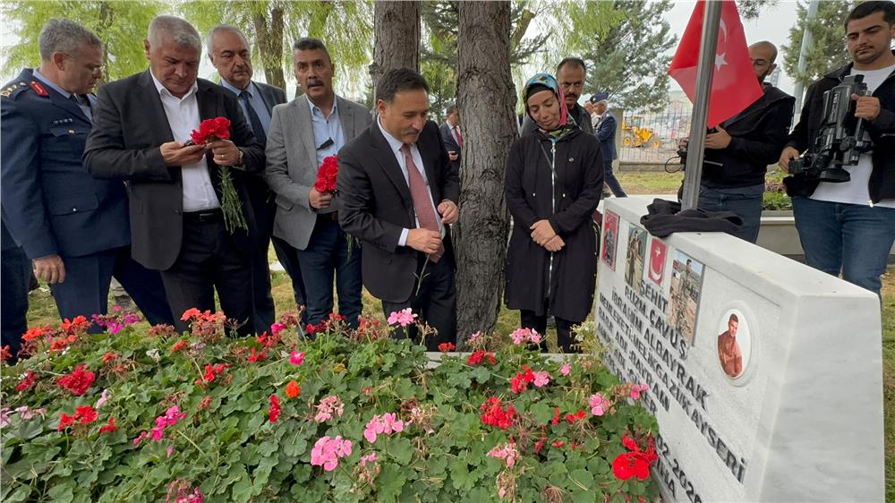 Vali Çiçek: Bizim gazilerimiz hayatta yaşayan kahramanlar