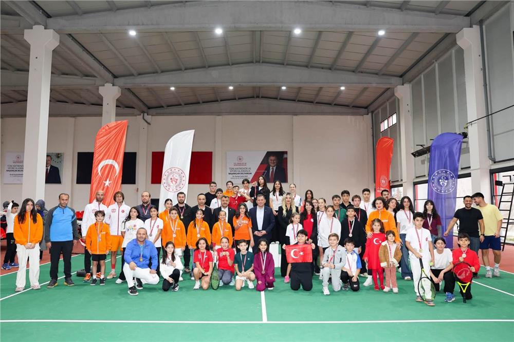 29 Ekim Cumhuriyet Kupası Tenis müsabakalarına 250 sporcu katıldı