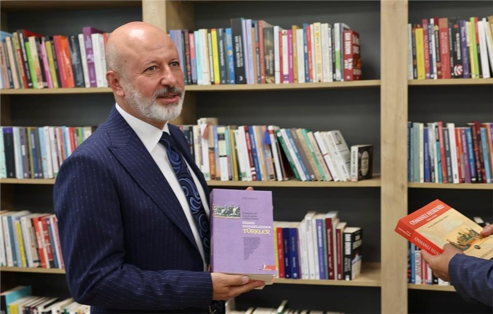 7 Sinan Kütüphanesi Kayseri'ye hizmet veriyor