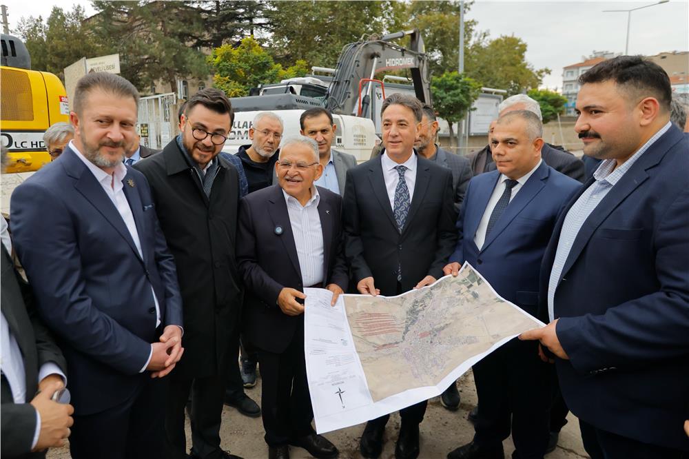 Başkan Büyükkılıç, Develi'deki altyapı yatırımlarını inceledi