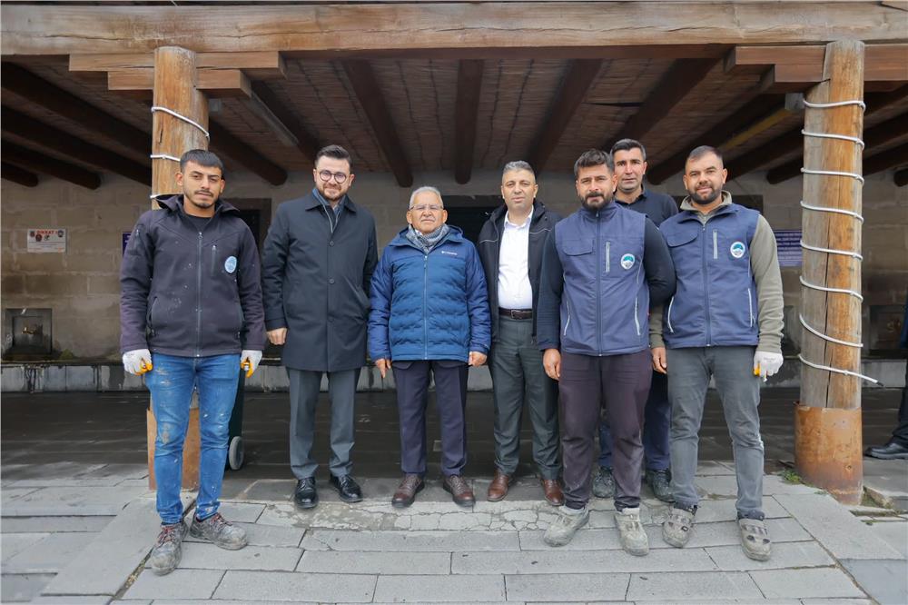 Başkan Büyükkılıç, Erciyes'te esnafla buluştu