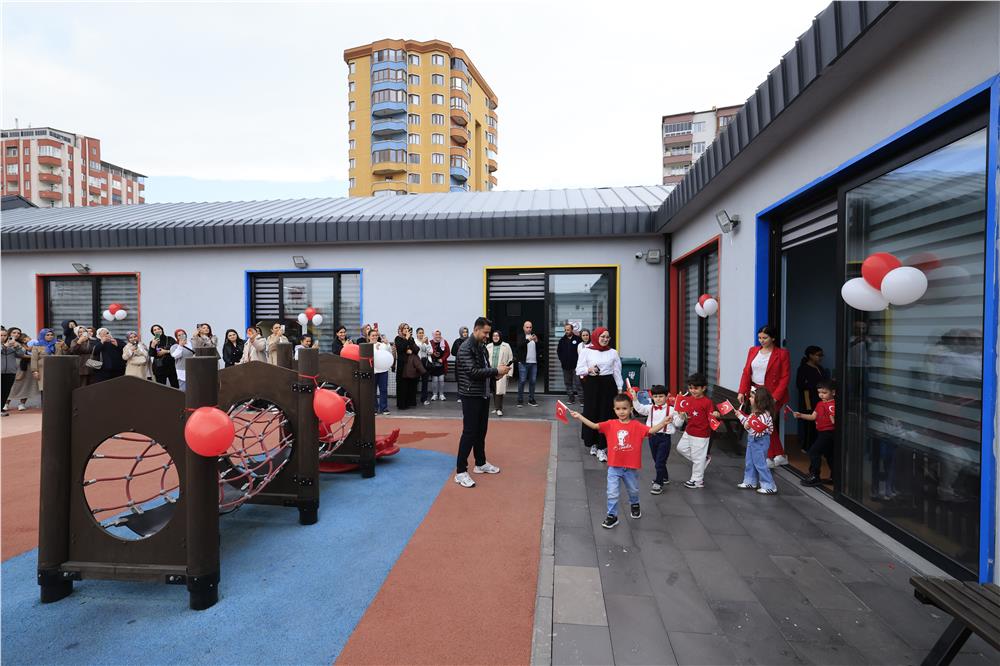 Kayseri Büyükşehir'in Çocuk Kütüphanesi'nde Cumhuriyet Bayramı coşkusu