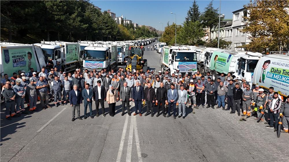 Melikgazi'nin temizlik ordusu sonbahar temizliğine başladı